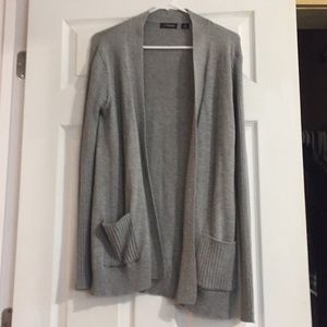 Gray cardigan. Size medium